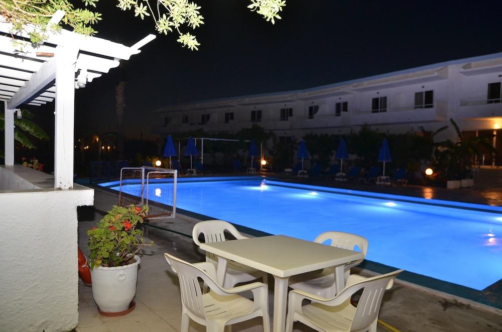 Angela Aparthotel Kos Town Ngoại thất bức ảnh